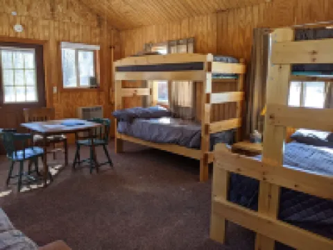 Rustic Retreat Cabin for Families/Sm Groups, "Shalom" Hotels in Lakeside