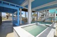 BEACH HANSON 1 New Construction with private pool and hot tub.