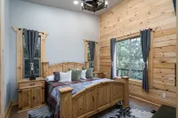 7p salt water Hot Tub/New construction/Amazing view - 4-Sterne