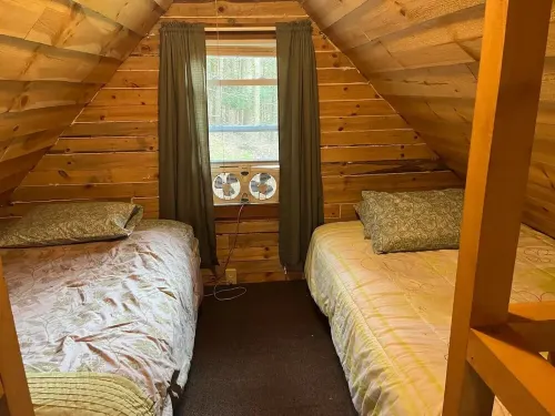 Dueck Cabin
