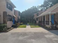 The Oshun Suite- Hidden Gem on Gated Estate near USF & Busch Gardens 레터스 레이크 공원 보드웍 앤드 네이쳐 트레일 옵셔베이션 타워 주변 호텔