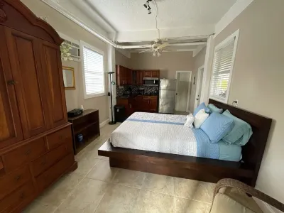Private Waterfront home with pool and hot tub with large dock in Isle of Capri Hotels near Endless Summer Adventures