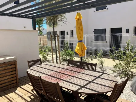 New villa by the sea