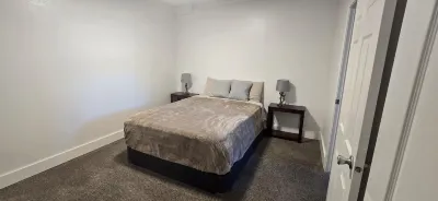 Midtown Condo right on Main St! Walking distance to everything!  호텔