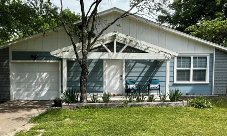 3BR/1BA BROKEN ARROW HOME