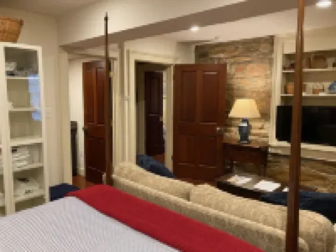 Historic apartment in Old Town Warrenton, Virginia Hotels in Fauquier County