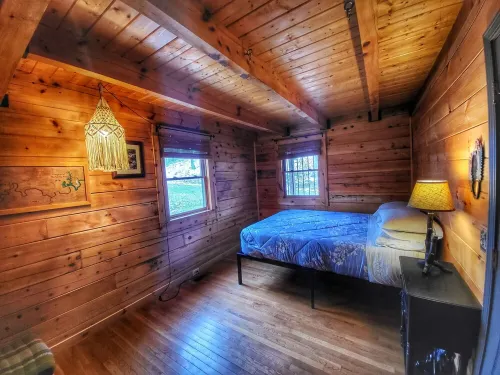 New River & Gauley River family cabin -10 minutes to state & national parks