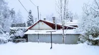 LOVELY AND TIPICAL MOUNTAIN CHALET IN FRONT OF MOUNT BLANC, 800 ME FROM CENTER