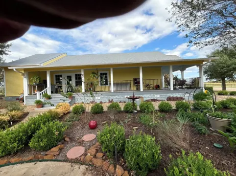 High Point 1912 Charming Farmhouse in Red Rock on Six Acres with 2 Zone AC, WiFi
