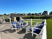 "Lighthouse" - Ocean Views - Walk to Beaches - 4B, 3.5Ba - Scituate Harbor