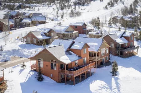 Newly remodeled slopeside ski-in/ski-out home