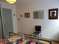 Apt T3 with garage, street of the port, Cancale, 50 m sea and harbor of Houle