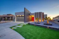 Miami Style Pool House