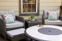 Home Away from Home! Johns Creek, 4Bd, Sleeps 8, Chef's Kitchen, Office, Garage!