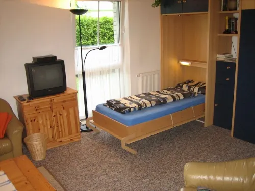 Holiday Home with Garden, pets allowed