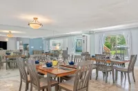 Amazing Waterfront Manor-Heated Pool/Spa-Private Beach-Boat Slips-Sleeps 35