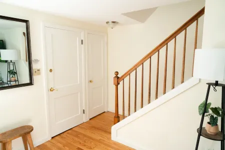 Charming & Cozy 3BR Home Retreat near  SU/ESF/Upstate/LeMoyne Отели в г. Сиракьюс