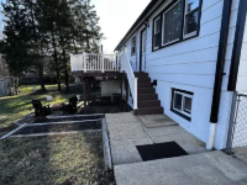 Alexandria VA Spacious, Family-Friendly 5Br Home Near DC Hotels in Lincolnia
