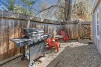 Cute, Quiet & Private Bungalow - Newly Remodeled Hotel in zona Oregon State University – Cascades