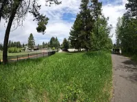 Location, location, location. Just steps to downtown McCall and Payette Lake.
