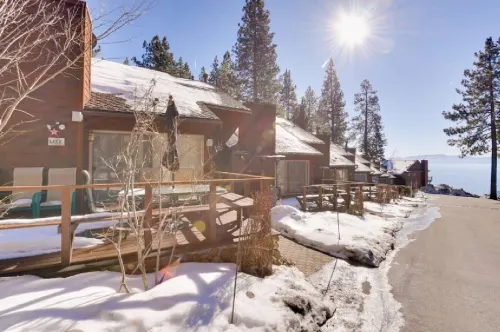 Amazing 4 bedrooms house in Lake Tahoe on the water