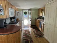 Charming 2-bedroom cottage on Loon Lake