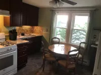 Historic Bristol Town Center Apartment