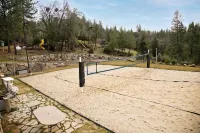 Breathtaking Sierra Foothills Sunset Views w/Hot Tub, Volleyball, and EV Charger