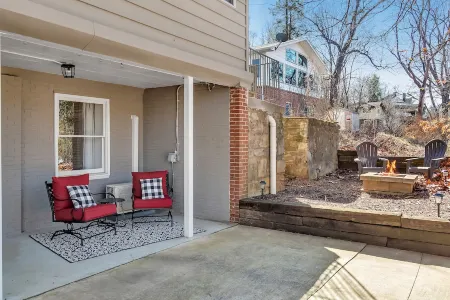 Only TWO BLOCKS from Main Street!