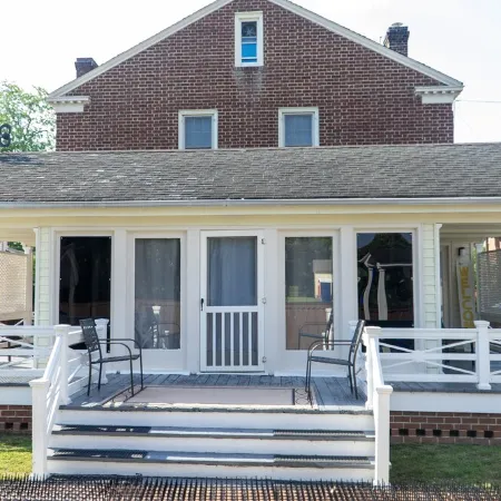 The Vine--4 Bedrooms