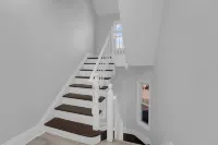 Luxury 2-bedroom apt in NY Hotels in Mt Vernon