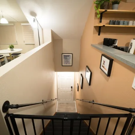 Modern Private Unit - Mins away from Everything in Pasadena!
