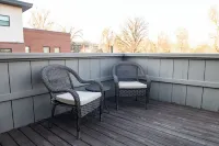 NEW Across St from CSU campus! 3 bedroom 1.5ba, above famous Rainbow Restaurant
