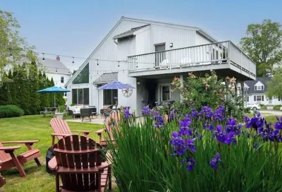 Delightful & Modern seaside escape/Handicap Access United States Coast Guard Museum附近的飯店