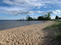 Clean, spacious, tastefully decorated 3 bedroom 2 bathroom Luxury Penthouse Apt Hotels in Escanaba