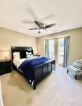 Gorgeous 4 BR Home - 1.5 mi from DT Alpharetta and Avalon