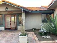 Endless Views  & Spacious Home, Nature Games Weddings Wineries Hiking Hotels near Fallbrook Art Center