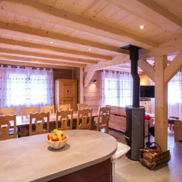 Chalet sleeps 10 with Wi-Fi, spacious and modern - Chatel Reservation