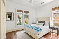Luxury Austin Retreat for Families & Groups, Pool + Spa, Sleeps 15 - 프라이빗 풀