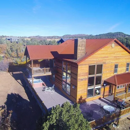 Beautiful home with lots of room. Large deck and amazing hot tub.
