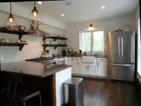 MODERN FARMHOUSE, Saugerties Woodstock, Deck, Fireplace, Fire Pit, WiFi, TV