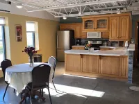Lakeside Lodging @ The PlazaCozy 2 Bed- 2 Bath Nestled near the Lake Region Hotels in Devils Lake