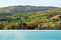 Panoramic villa w/ private infinity pool & garden