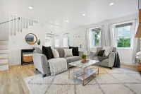 King Bed, Cozy Patio Fire-Pit Area