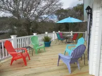 Oceanside, 5 min walk to Beach, Comfy & Clean, Quiet Neighborhood!!!