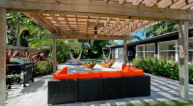 Barefoot Bungalow, Heated Pool & Spa, Game Room Foosball