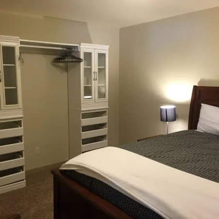 The Staterooms 2J, Directions, Newly Built, Seasonally Heated Pool, Beach Nearby