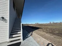 Private Upstairs Apartment with Game Room on 5 Acre Ranch - Homestays