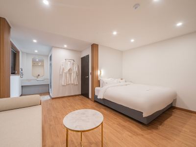 Pocheon Central Hotel