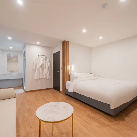 Pocheon Central Hotel